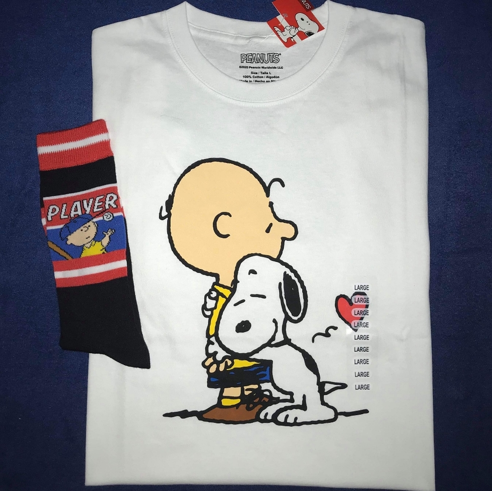 PEANUTS CHARLIE BROWN TEE & SOCKS